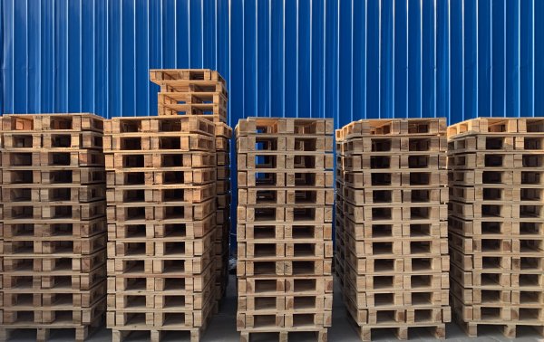 兴化木托盘摆放技巧